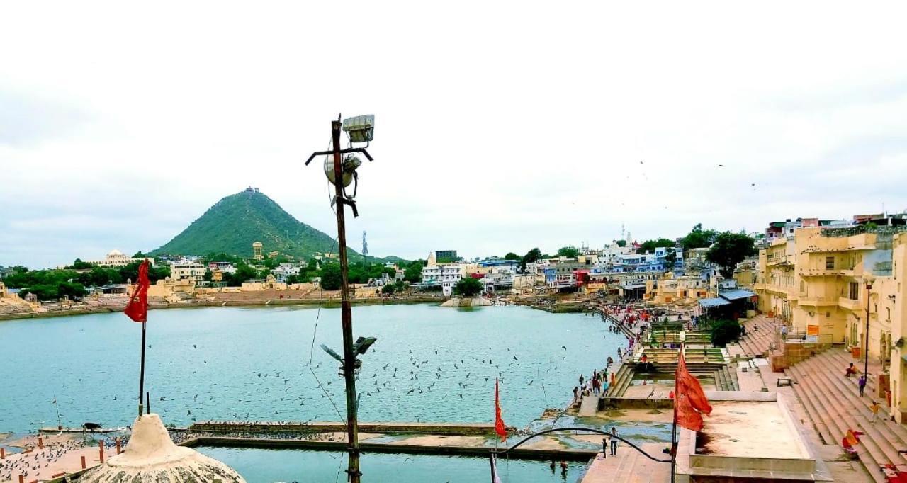 Hotel U-Turn Pushkar Exterior foto