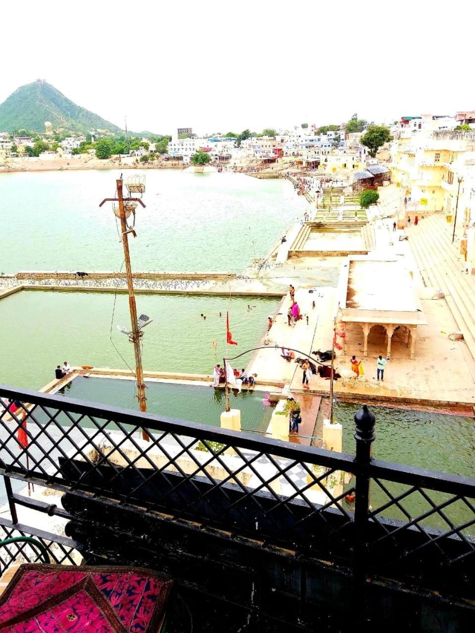 Hotel U-Turn Pushkar Exterior foto