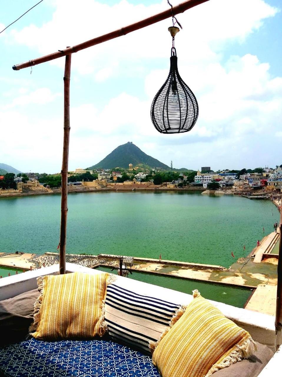 Hotel U-Turn Pushkar Exterior foto