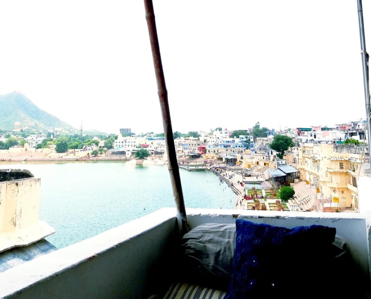Hotel U-Turn Pushkar Exterior foto